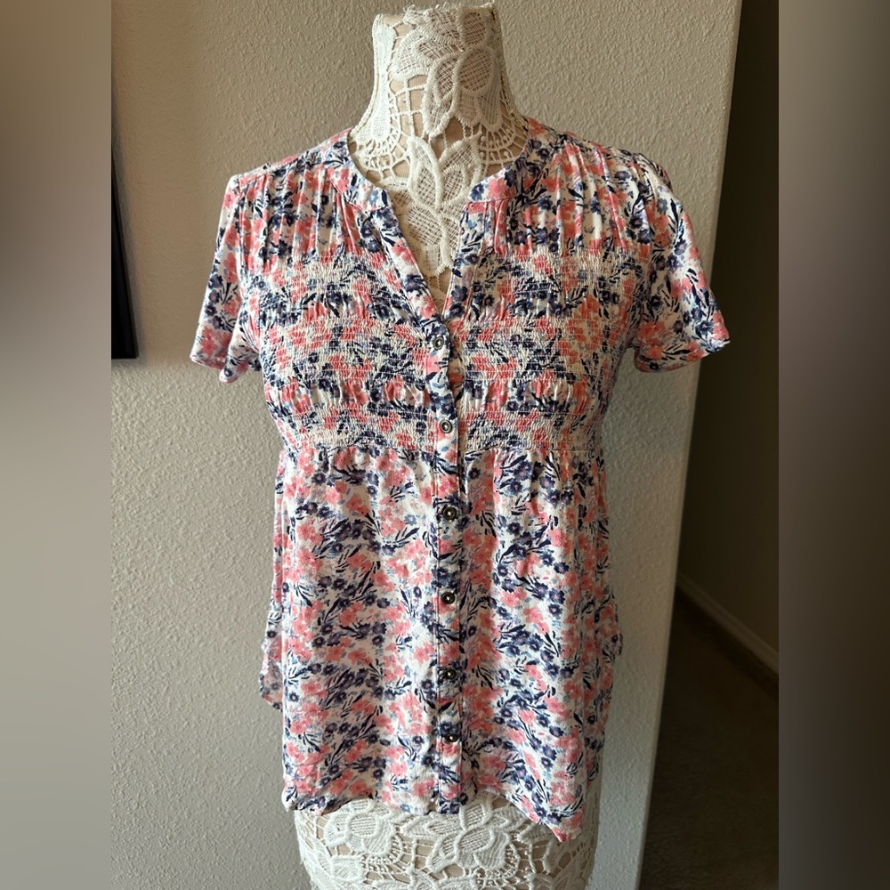 Knox Rose Women's Pink Floral V-Neck Blouse Standard Size S Short Flutter Sleeve